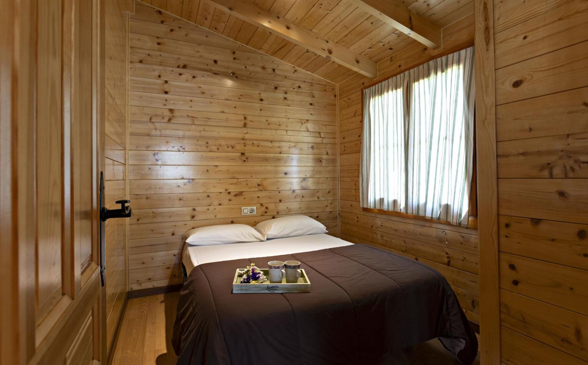 Bungalows - Camping El Solsones Solsona Exterior foto